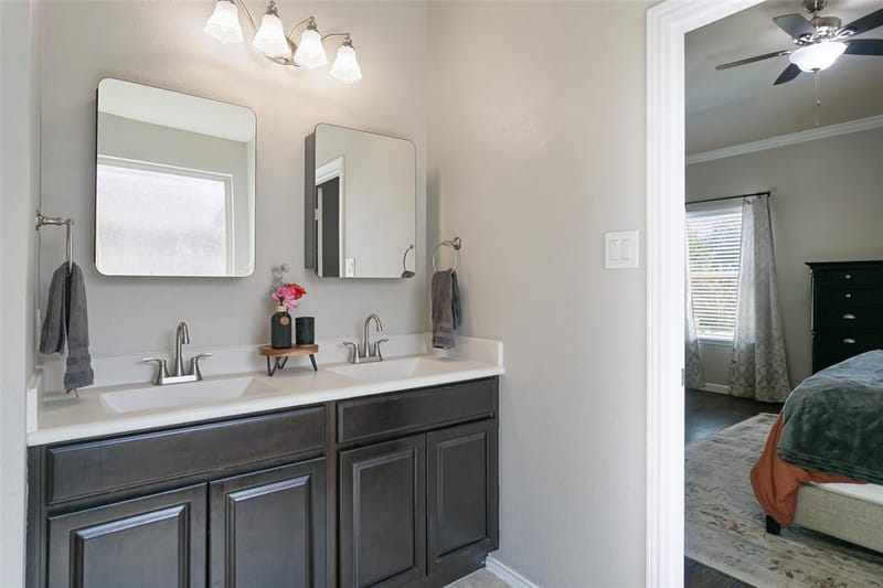11704 Hamptonbrook Drive, McKinney TX 75071 - Photo 14