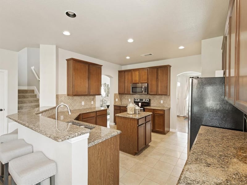 8720 Devonshire Drive, Fort Worth TX 76131 - Photo 12