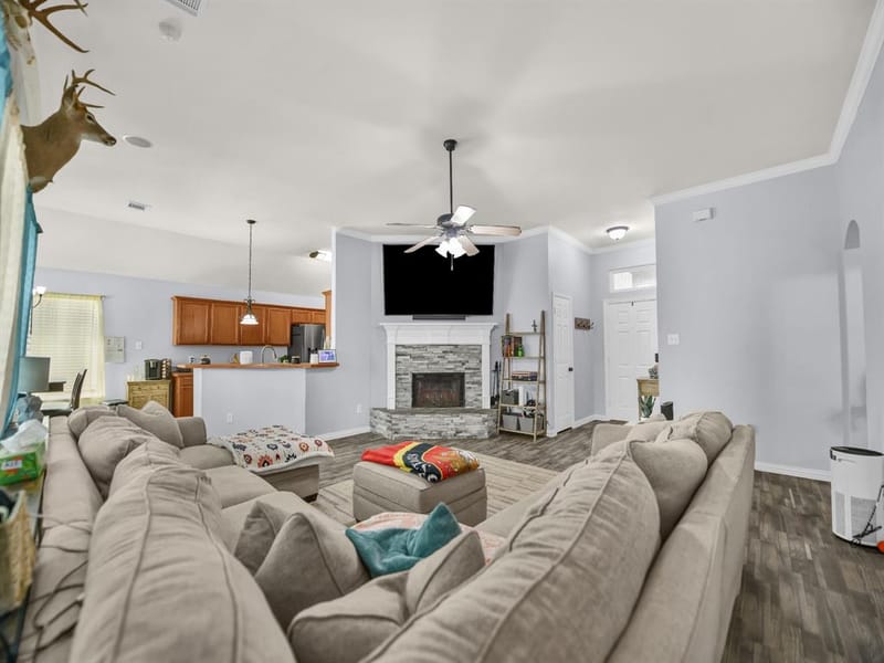 780 Stribling Circle, Azle TX 76020 - Photo 8