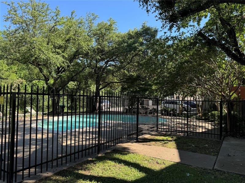 6900 Skillman Street # 708, Dallas TX 75231 - Photo 31