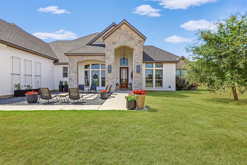 133 Heritage Springs Drive, Brock TX 76087 - Photo 2