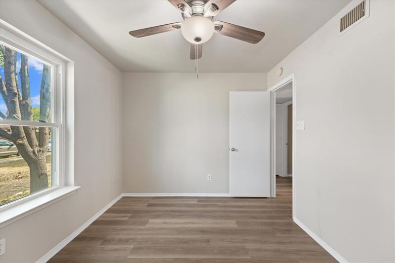 6429 Yarmouth Avenue, North Richland Hills TX 76182 - Photo 15