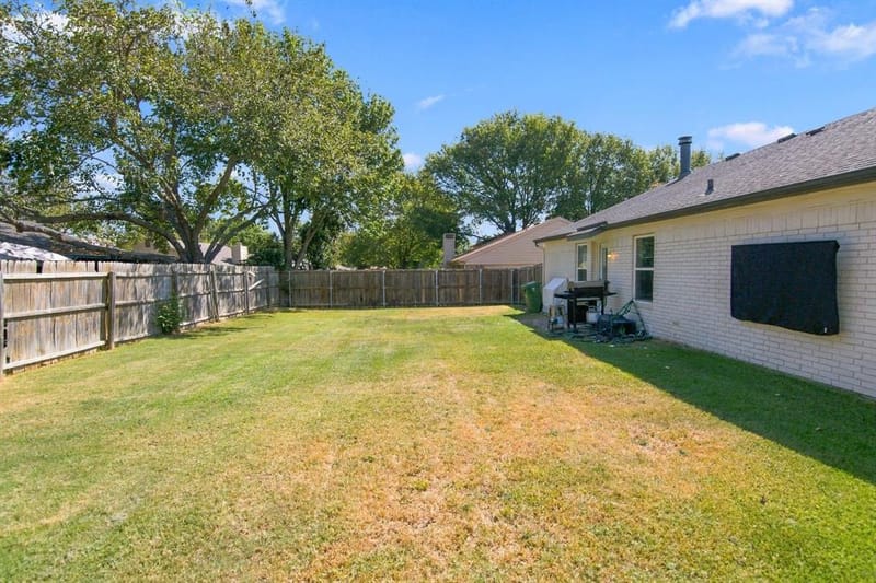 831 Beverly Drive, Grapevine TX 76051 - Photo 24