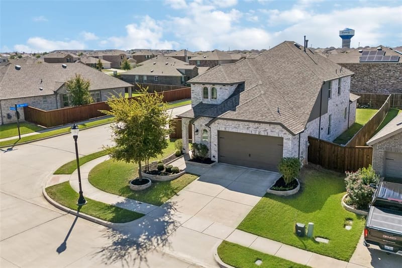 1408 Gelding Drive, Aubrey TX 76227