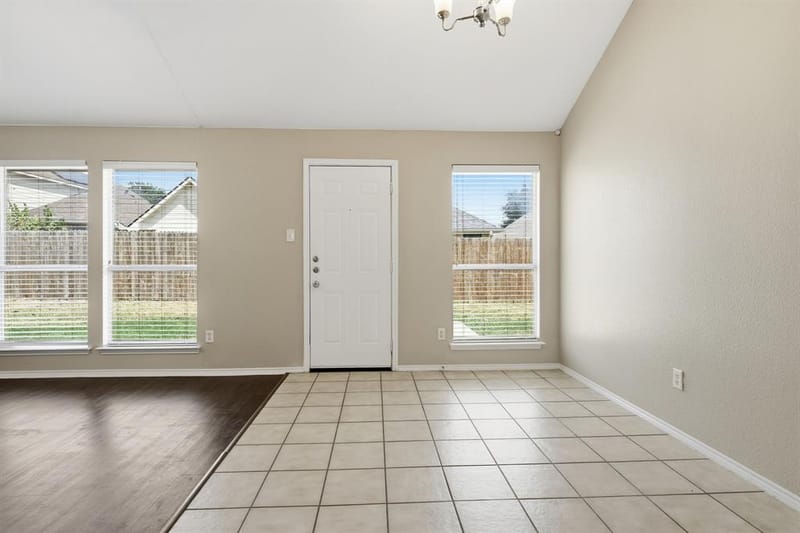 240 Cedar Crest Drive, Justin TX 76247 - Photo 14