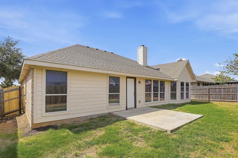 240 Cedar Crest Drive, Justin TX 76247 - Photo 29
