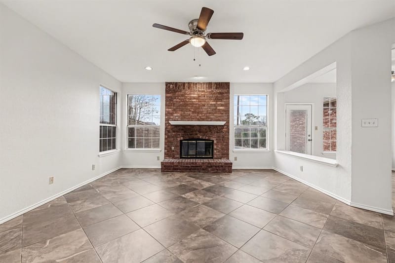 2829 Panorama Drive, Carrollton TX 75007 - Photo 5