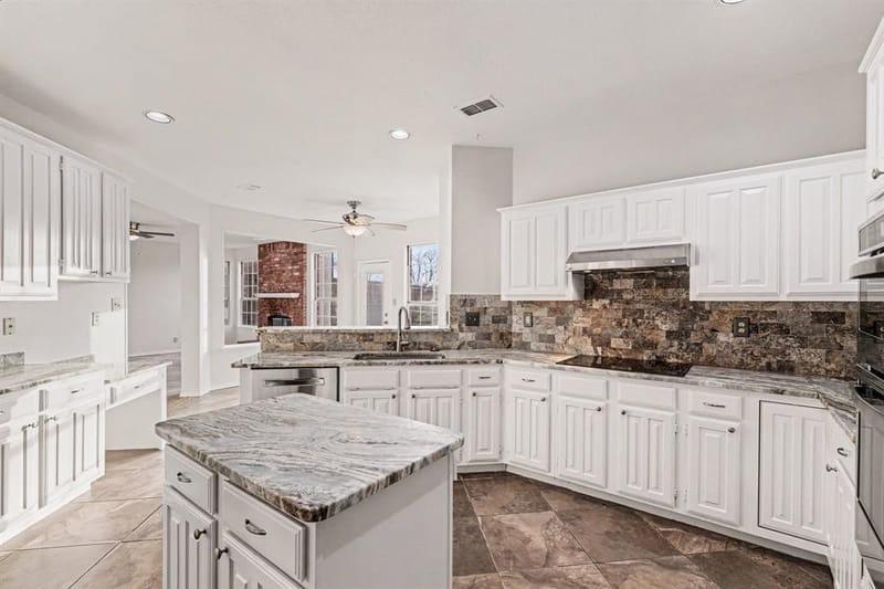 2829 Panorama Drive, Carrollton TX 75007 - Photo 9
