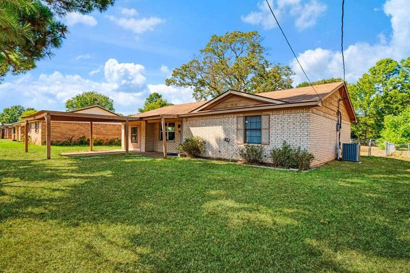 6115 Waggoner Street, Reno TX 75462 - Photo 16