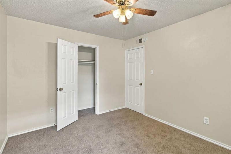 4807 Crestmont Court, Arlington TX 76017 - Photo 16