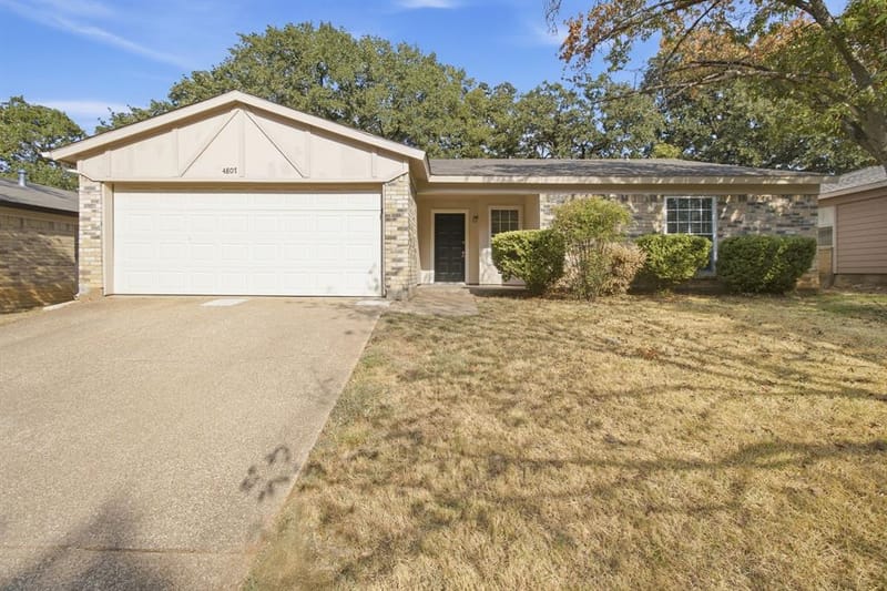 4807 Crestmont Court, Arlington TX 76017
