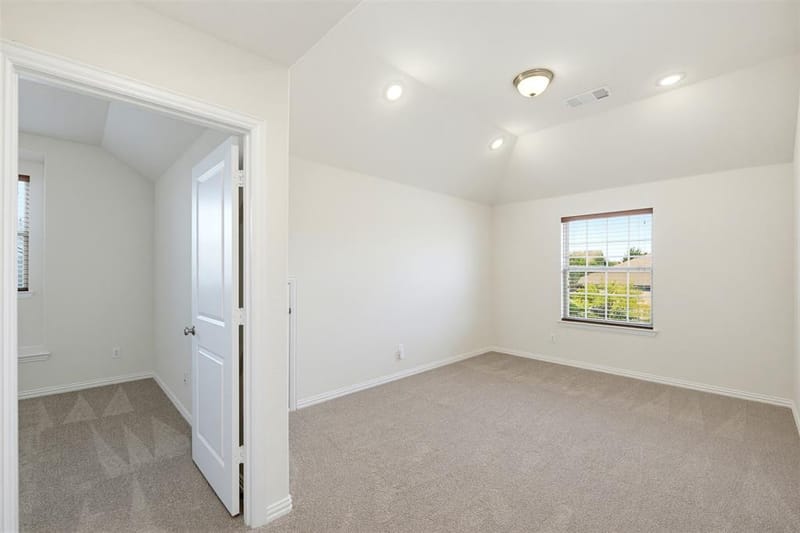 1920 Roundtree Circle E, Fort Worth TX 76008 - Photo 27
