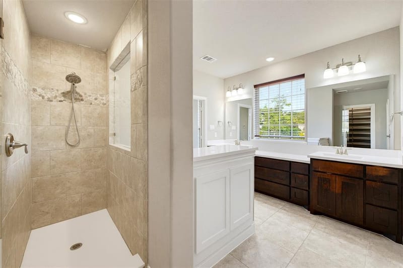 1920 Roundtree Circle E, Fort Worth TX 76008 - Photo 20