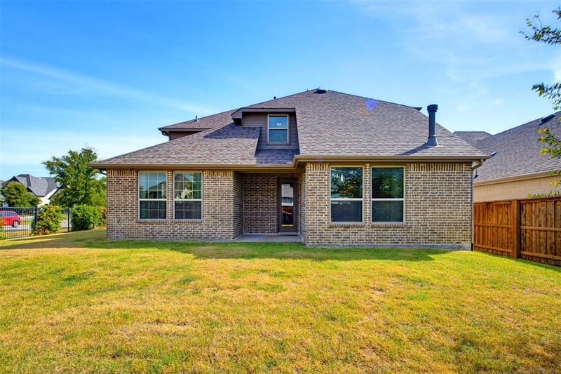1920 Roundtree Circle E, Fort Worth TX 76008 - Photo 37