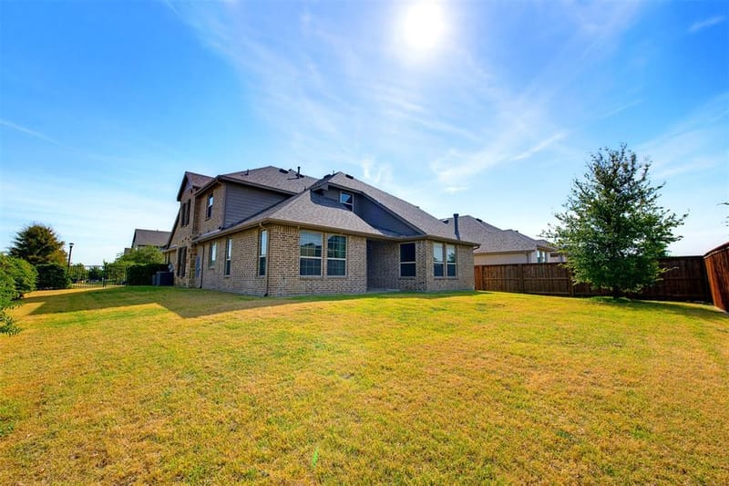 1920 Roundtree Circle E, Fort Worth TX 76008 - Photo 39