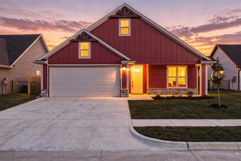 804 Lavender Court, Tolar TX 76476