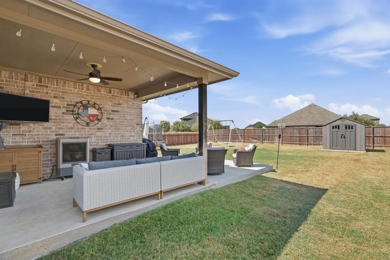 28 S Highland Drive, Sanger TX 76266 - Photo 23