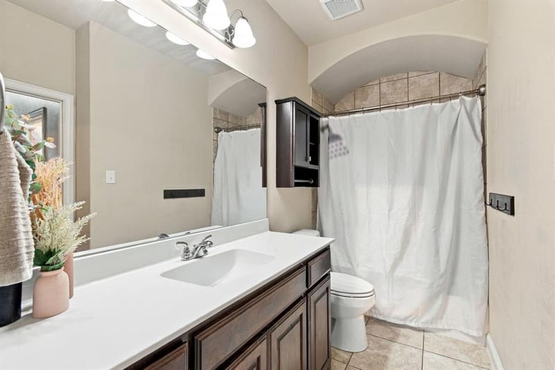 28 S Highland Drive, Sanger TX 76266 - Photo 18