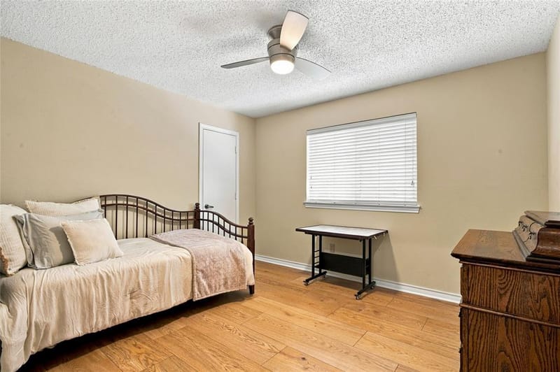 2211 Mediterranean Avenue, Arlington TX 76011 - Photo 23