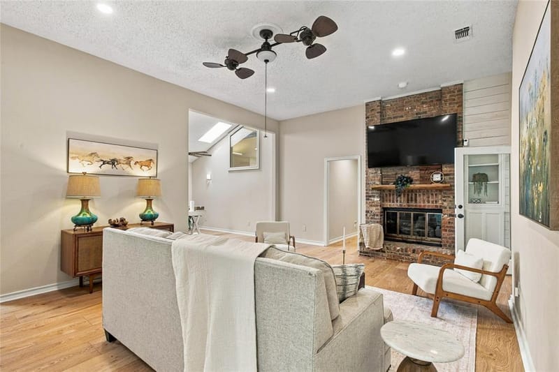 2211 Mediterranean Avenue, Arlington TX 76011 - Photo 13