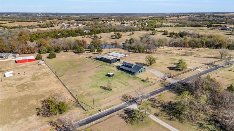 2568 Luella Road, Sherman TX 75090 - Photo 30