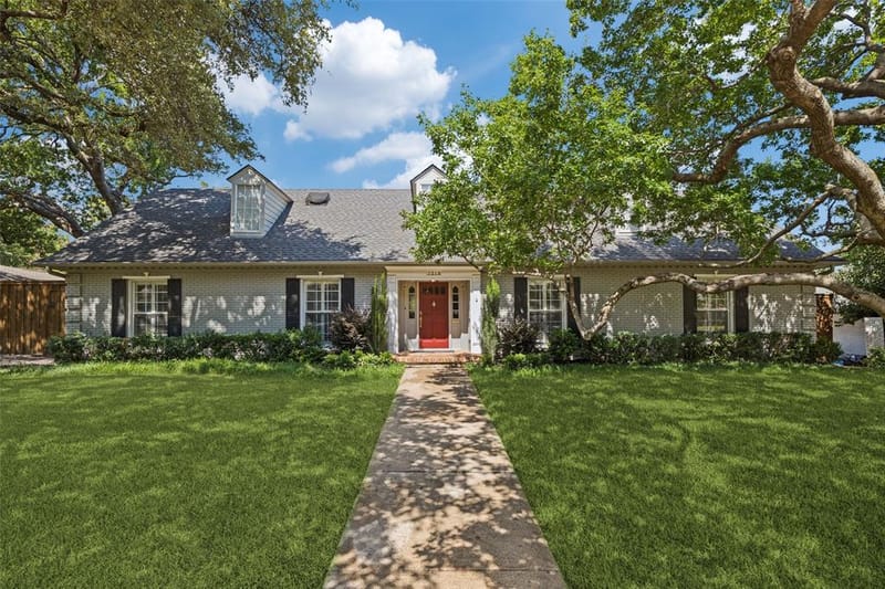 7219 Stonetrail Drive, Dallas TX 75230