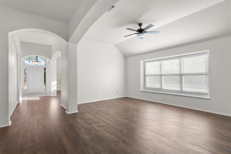 1718 Falcon Drive, Corinth TX 76210 - Photo 12