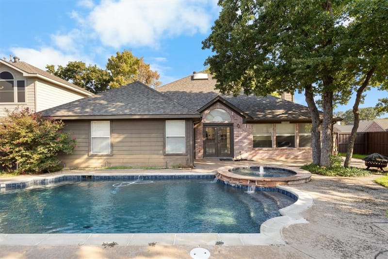 1718 Falcon Drive, Corinth TX 76210 - Photo 36
