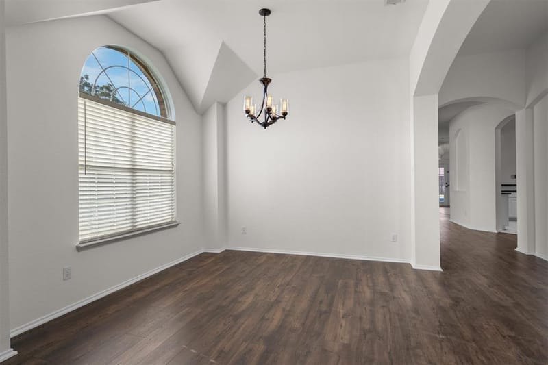 1718 Falcon Drive, Corinth TX 76210 - Photo 9