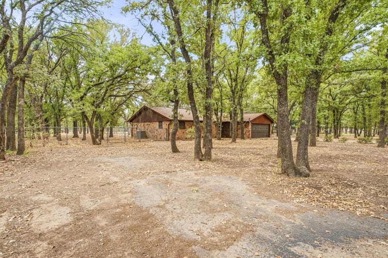 213 County Road 195, Dublin TX 76446 - Photo 4