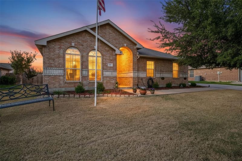 217 Southpeak Lane, Ponder TX 76259