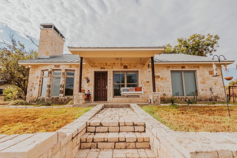 600 Finney Drive, Weatherford TX 76085