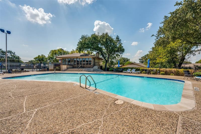 10 W Meadow Lane, Bedford TX 76021 - Photo 27