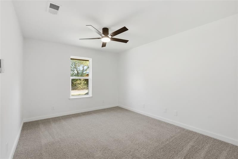 527 W Aubrey Street, Pilot Point TX 76258 - Photo 11