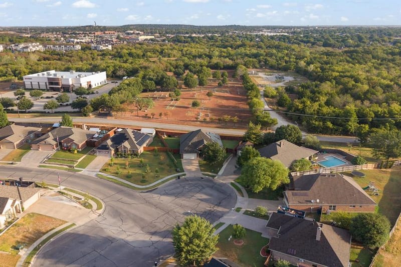 312 Nutmeg, Burleson TX 76028 - Photo 6