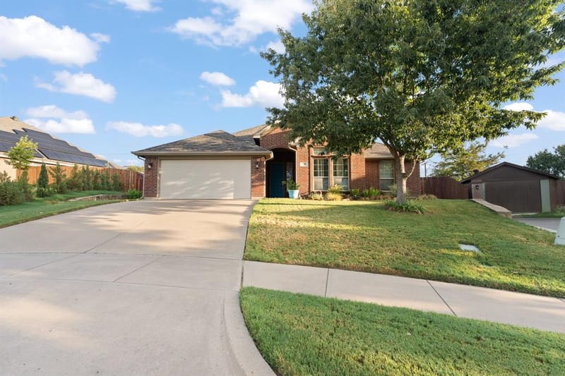 312 Nutmeg, Burleson TX 76028