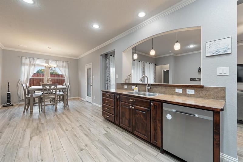 312 Nutmeg, Burleson TX 76028 - Photo 20