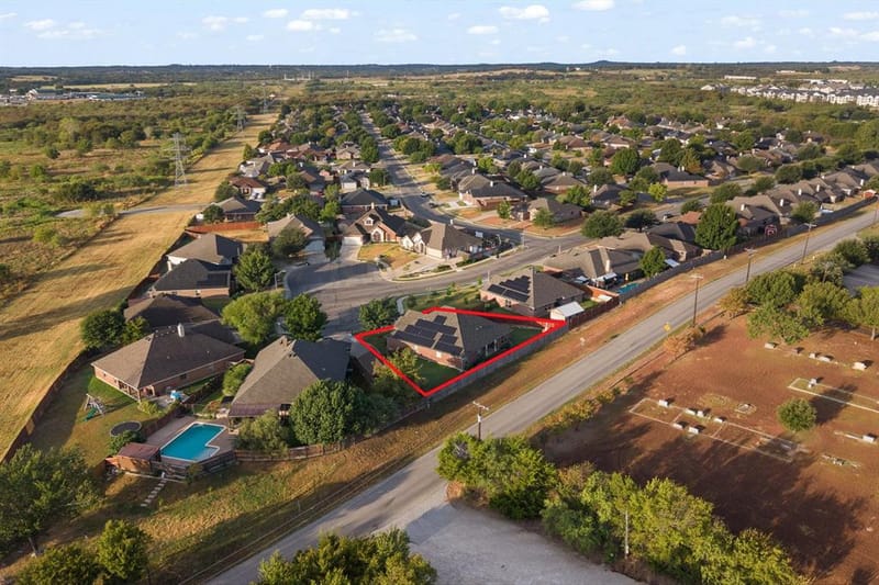 312 Nutmeg, Burleson TX 76028 - Photo 8