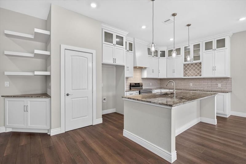 602 Crenshaw Street, Terrell TX 75160 - Photo 9