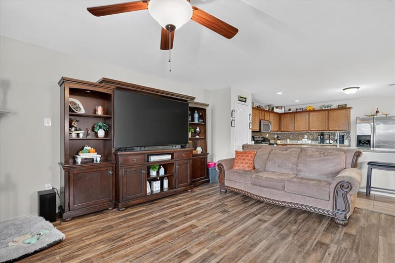 521 Leatherman Drive, Saginaw TX 76179 - Photo 13