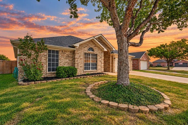 1004 Eden Street, Burleson TX 76028 - Photo 2