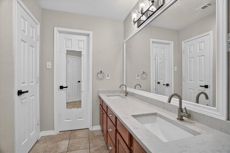1004 Eden Street, Burleson TX 76028 - Photo 21