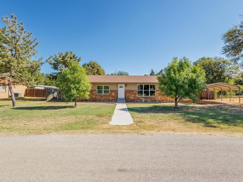 1604 Dublin Street, Brownwood TX 76801