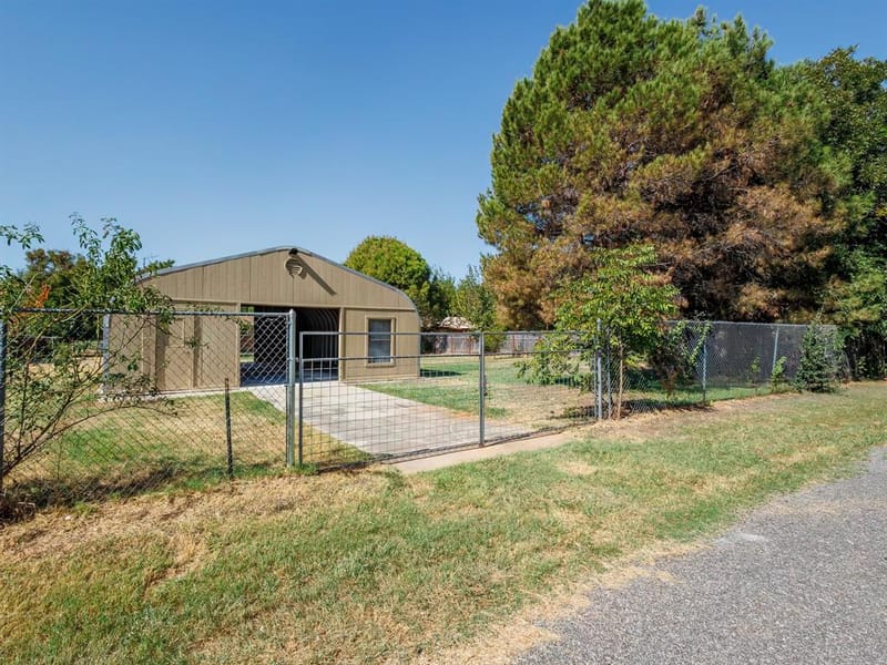 1604 Dublin Street, Brownwood TX 76801 - Photo 21