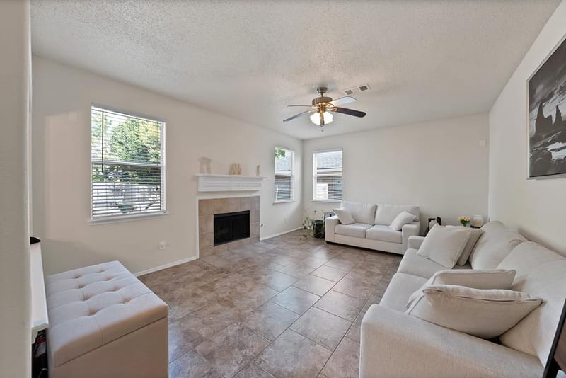 11005 Fawn Valley Drive, Fort Worth TX 76140 - Photo 4