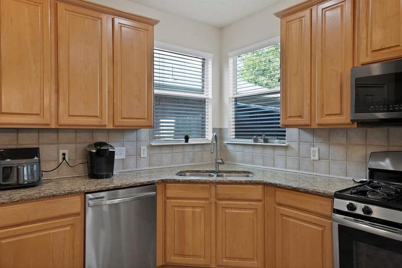 11005 Fawn Valley Drive, Fort Worth TX 76140 - Photo 8