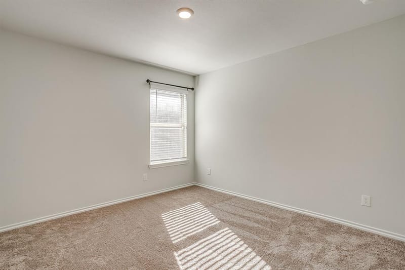 625 Basteen Lane, Justin TX 76247 - Photo 23