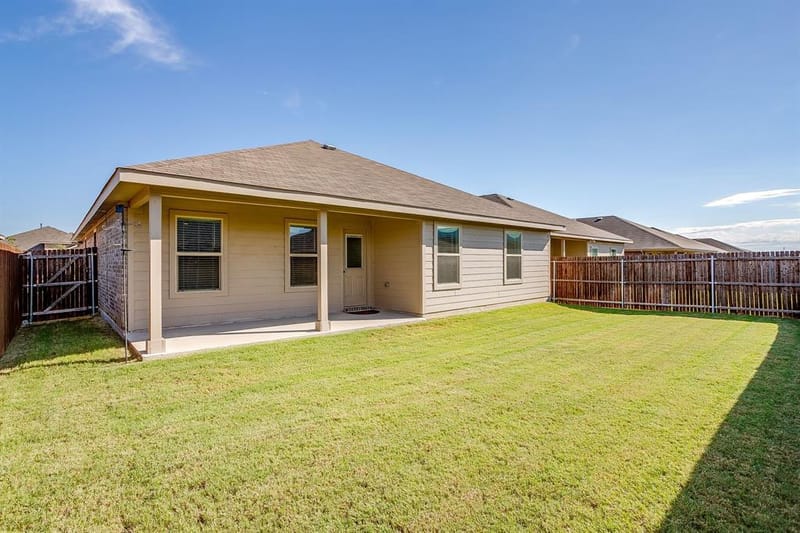 625 Basteen Lane, Justin TX 76247 - Photo 27