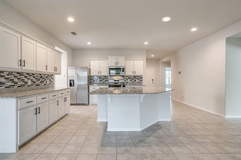 625 Basteen Lane, Justin TX 76247 - Photo 7