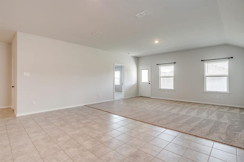 625 Basteen Lane, Justin TX 76247 - Photo 10